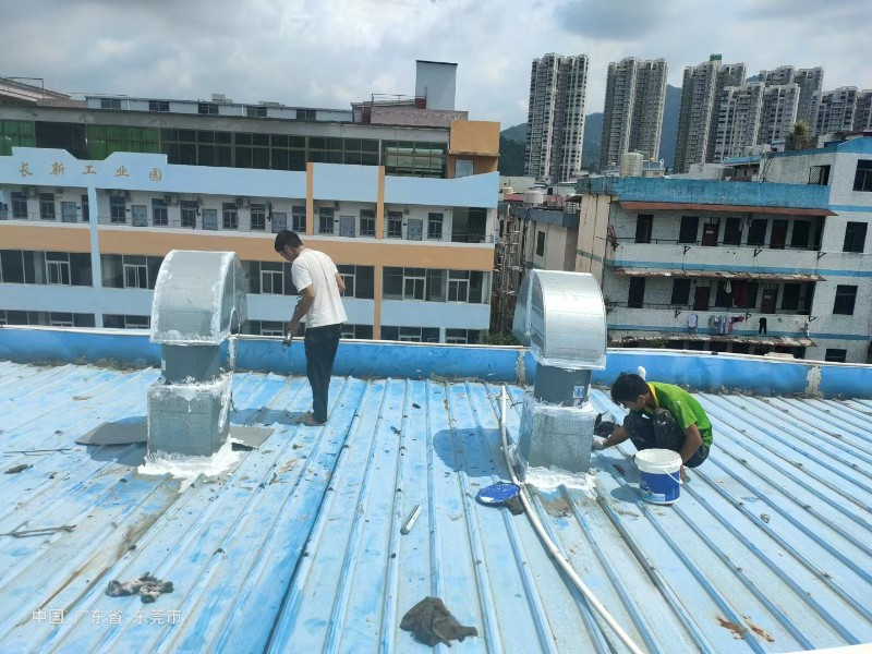 潜江经济开发区钢结构屋面涂料维修方法